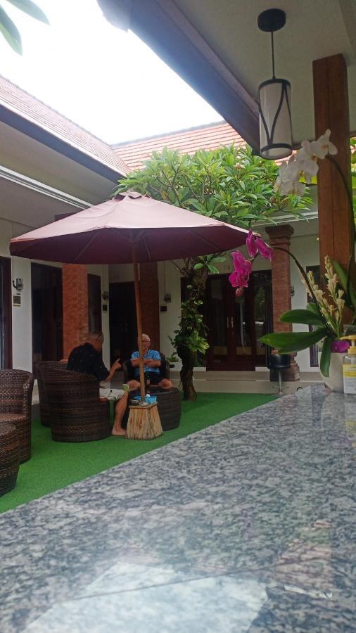 Pesanggaran D&D Homestay מראה חיצוני תמונה